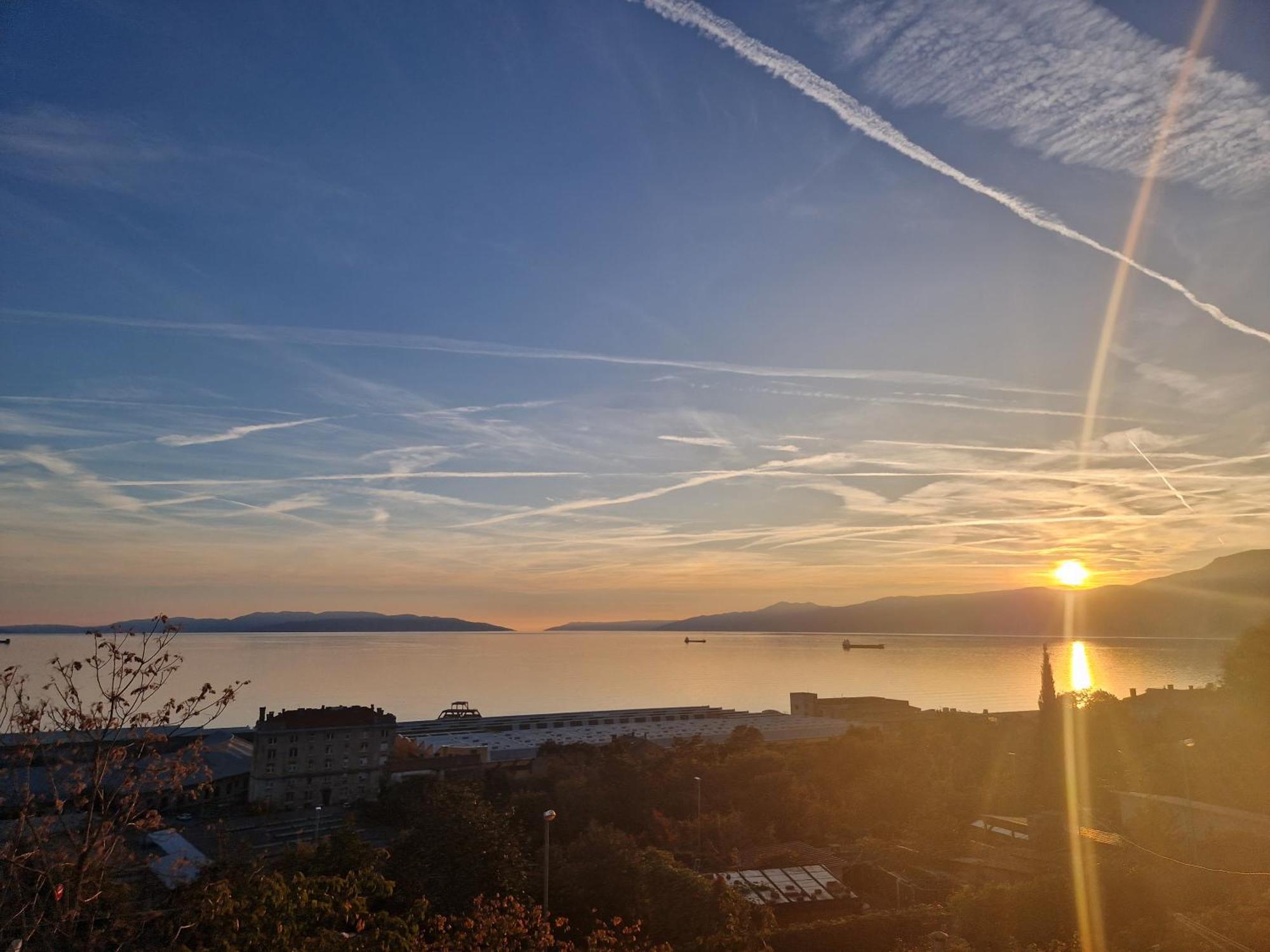 Apartment Sea Sun View Rijeka Bagian luar foto